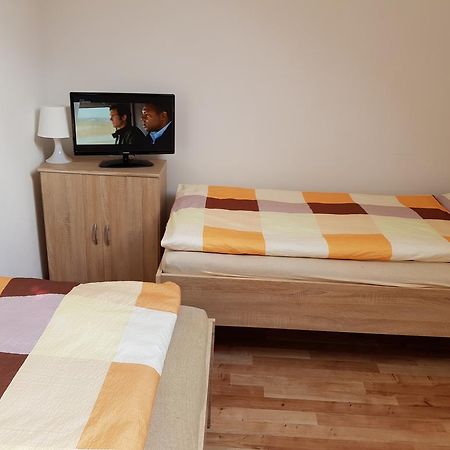 Ubytovani Zizkova Pacov Hotel Kültér fotó